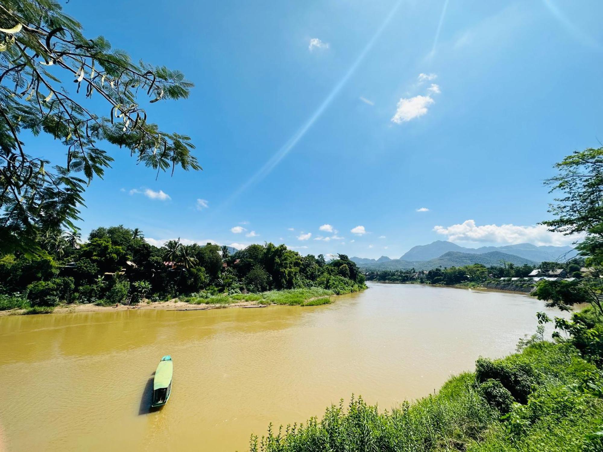 Kingkham Riverside Hotel Luang Prabang Dış mekan fotoğraf