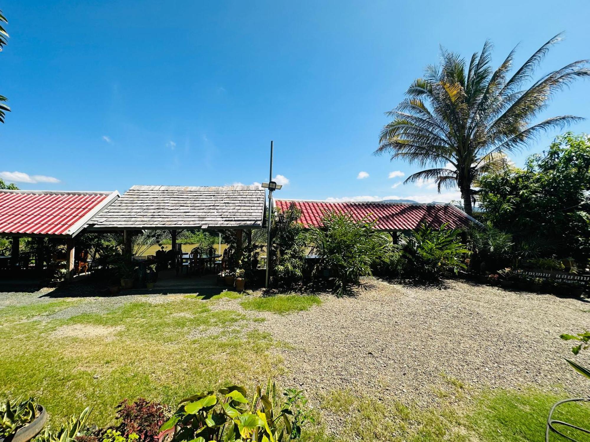 Kingkham Riverside Hotel Luang Prabang Dış mekan fotoğraf