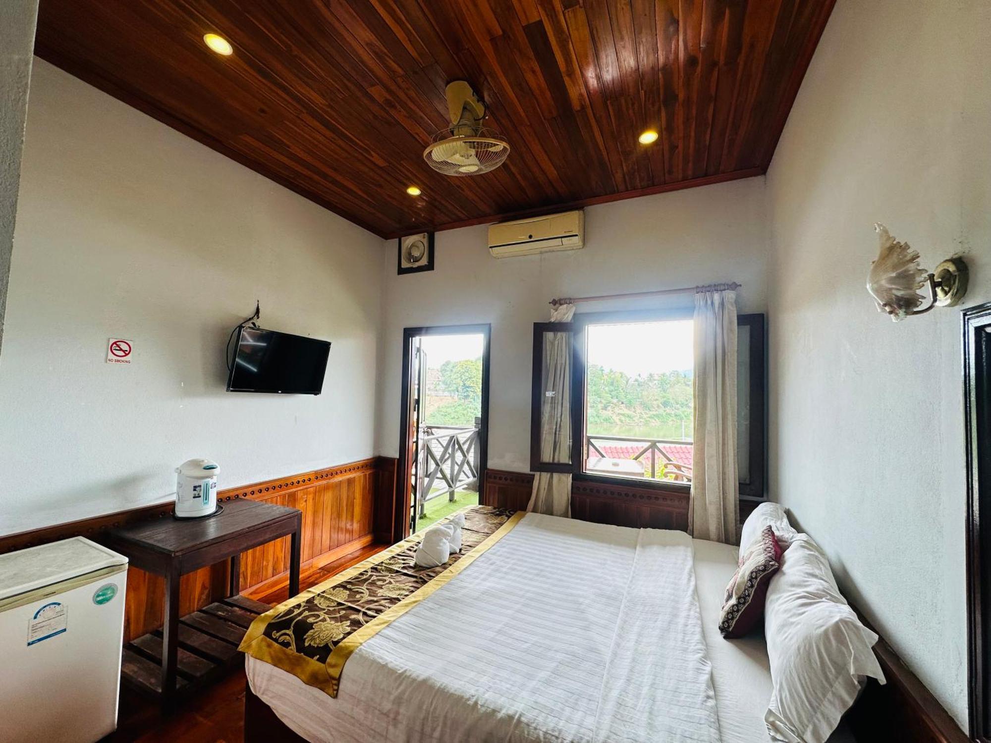 Kingkham Riverside Hotel Luang Prabang Dış mekan fotoğraf