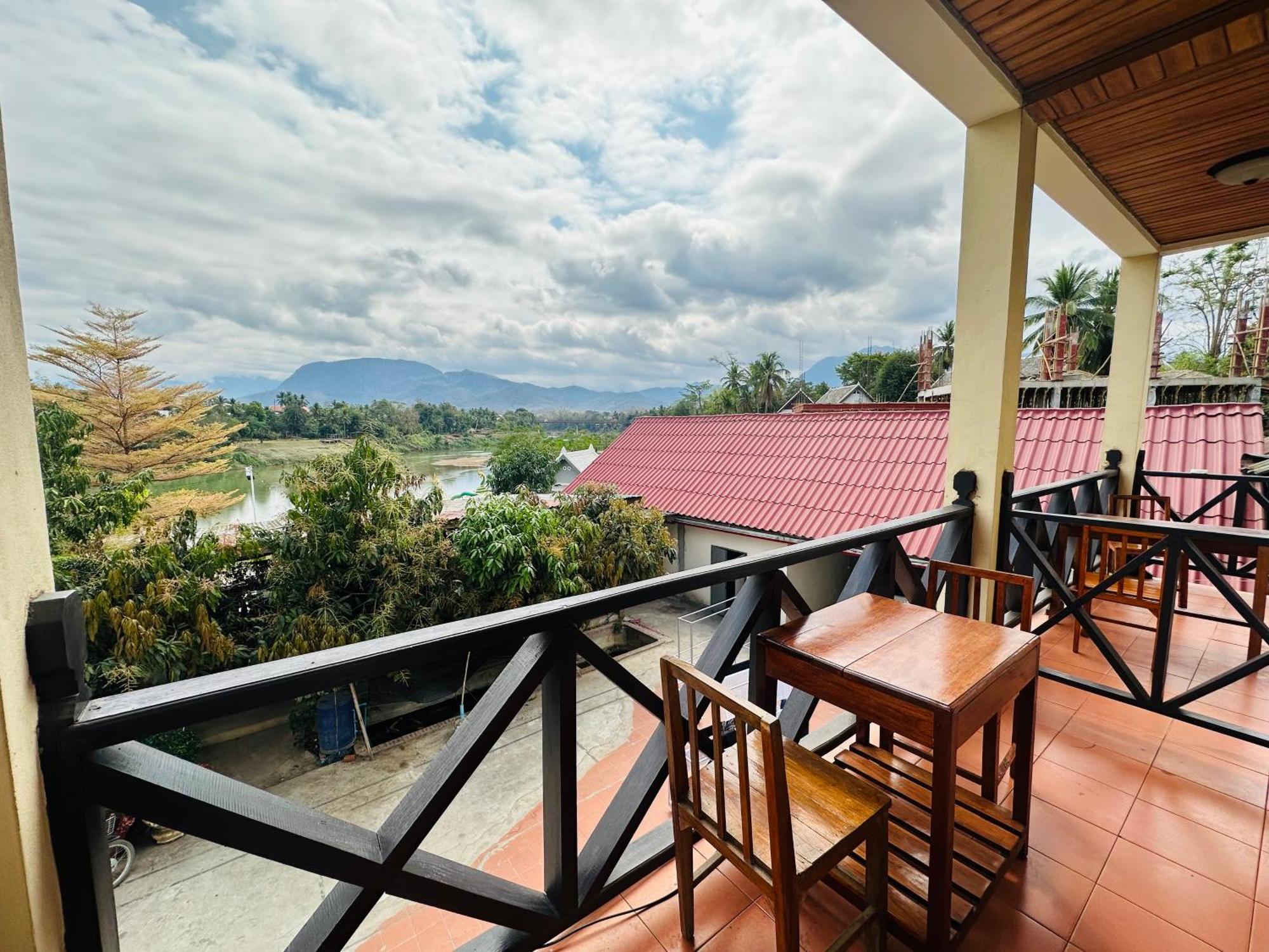 Kingkham Riverside Hotel Luang Prabang Dış mekan fotoğraf